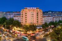 Yuefeng Hotel (Yangjiang Bus Terminal, Wal-Mart) Hotels in Yangjiang Yueyun Station Area