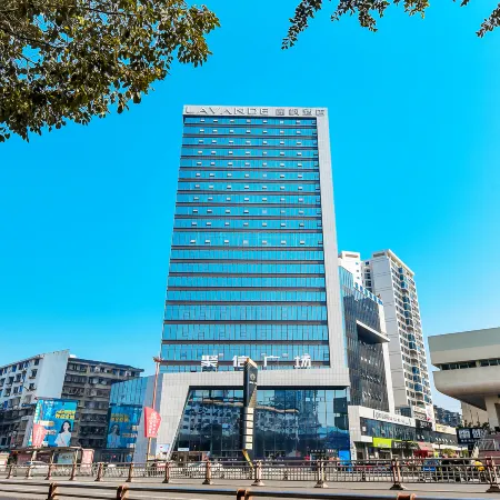 Lavande Hotel (Shehong Juxin Plaza)