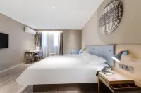 โฮม อินน์ พลัส เซี่ยงไฮ้ จินเกา โรด จินจิง โรด เมโทร สเตชั่น โรงแรมใกล้สวนสาธารณะจางเซียว