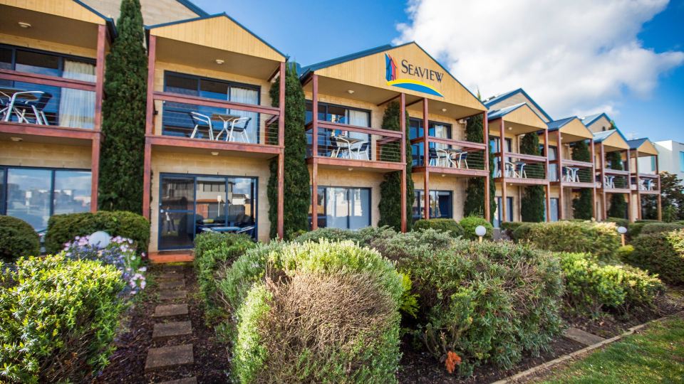 Seaview Motel & Apartments