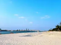 四月天海景公寓（儋州海花島3號島店） - 沙灘