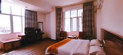 Yuanhe Hotel (Nanxun Zhenxing South Road) فنادق في نانجيان