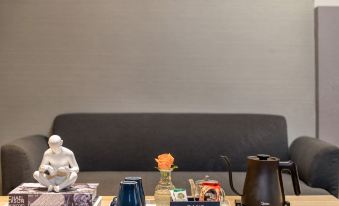 Yunya Hotel (Shenzhen Dalang Commercial Center Yuanfen Subway Station)