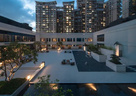 Huaxuanli Hotel (Shenzhen Universiade Center)