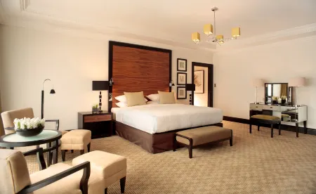 Hyatt Regency London - the Churchill Отели рядом со станцией South Kensington railway station