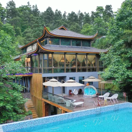 Floral Hotel · Changde Huaxilugu Hotel
