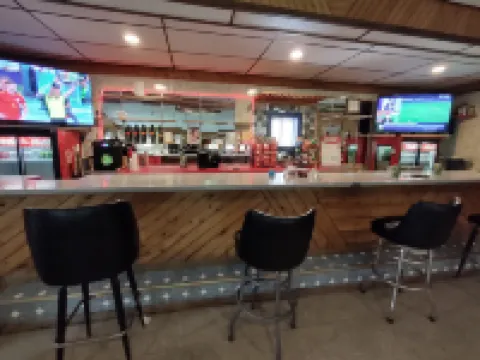 Love Hotels St John River by OYO at Fort Kent ME