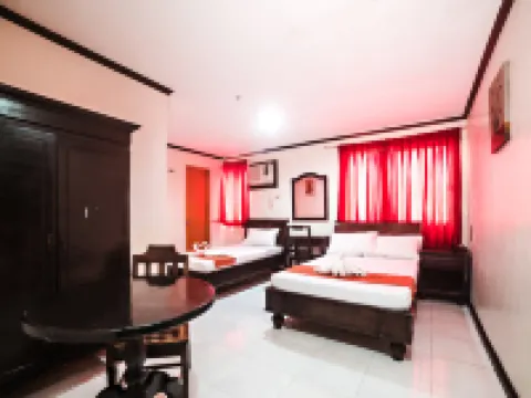 Peach Tree Lodge Hoteles en Ormoc