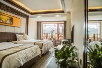 Starlight Hotel