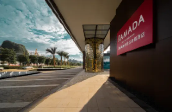 Ramada Resort Guilin Yangshuo (Yulong River Branch)