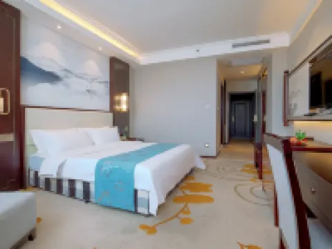 Jinli International Hotel (Dawu store) Hotel di Dawu