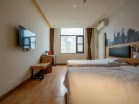 Shankee Hotel (Lankao Jiao Yulu Memorial Hall) Hotels in Lankao