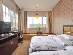 Anshiju Hotel (Kunming Yuantong Mountain Green Lake)