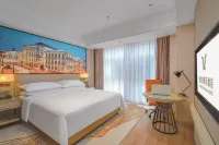 Vienna International Hotel (Kunming Xinluoshiwan South Bus and Subway Station) Hotel berhampiran Haiqu Huadu Ocean World