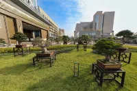 焦作龍佰智慧花園酒店 鄰近焦作市王忠殿事迹陳列館的酒店