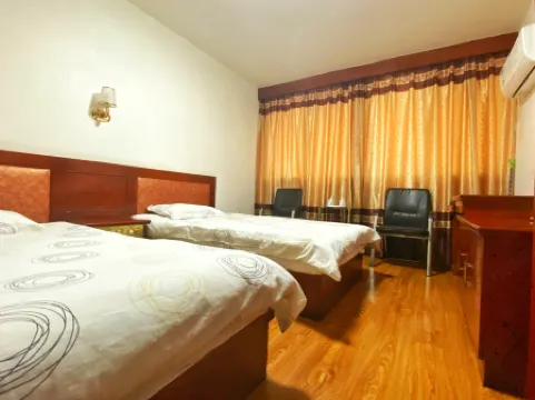 Tonglu Juxinlou Hotel