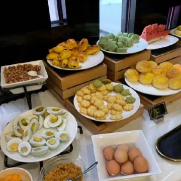 Pingyi Lijing Business Hotel