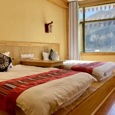 Snow Mountain Inn Hotels near Depository of Buddhist Sutras
