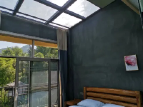 Huaying Yeshenggu Farm Stay