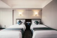 XINHUA HOTLE Hotels near West Lake Park