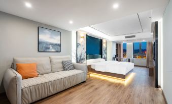 MMH• Qingshe Hotel (Chongqing Happy Valley Metro Station Branch)