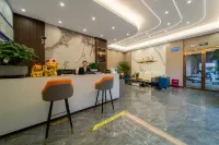 Yu'an Dongsheng Hotel (Yulong Moore City Branch)