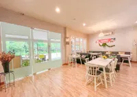 โรงแรม รอยัล ฮิลล์ สตูล - พร้อมอาหารเช้า