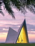 Sun Moon Star Surf Sea View Resort (Wanning Sun Moon Bay Branch)