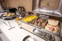 IU Hotel (Zibo Liuquan Road Branch Eight Bureau Branch) - sarapan