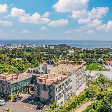 J View Hotel Отели рядом с достопримечательностью «Храм Попхваса»