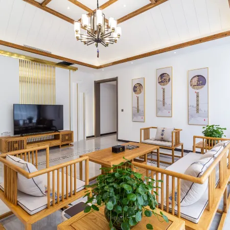 Yixian Xiangyun Homestay (Yishui Lake Taihang Water Town Shop)