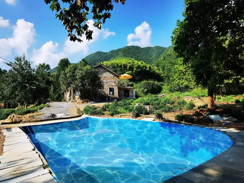 Xuancheng QiangSlow Homestay (Songnan Chuanzang Line Shop) - Rooftop Pools