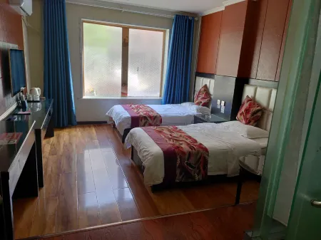 Holiday Inn Gulang Jinshi Отели рядом с достопримечательностью «Автобусная станция Тай Цуй»