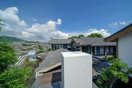 Lijiang Anlu Private Soup Hotel