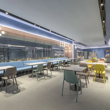 HanTing Hotel (Suzhou Gusu Yungu Changjing Subway Station) Отели рядом с достопримечательностью «Тайгер Хилл»