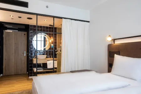 H2 Hotel Budapest Отели в г. Будапешт