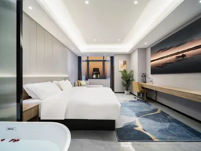 IU Hotel(Chongqing jiefangbei store) Hotels in Chongqing