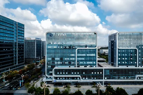 莫霞カイユアンライフホテル（銀泰城）