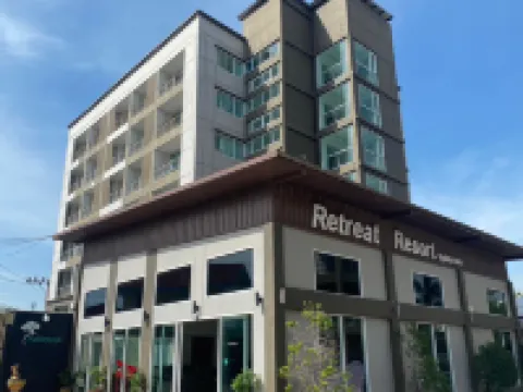Retreat Resort Pattaya Hotels near Pattaya Tai