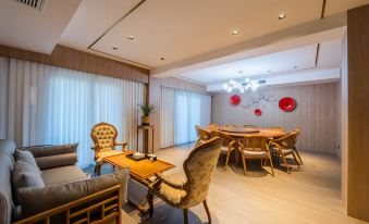 Langzhong Yinhe Silk Garden Home stay