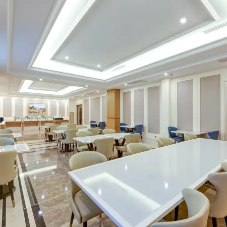 Vienna Hotel (Wen'an Renhe Road)