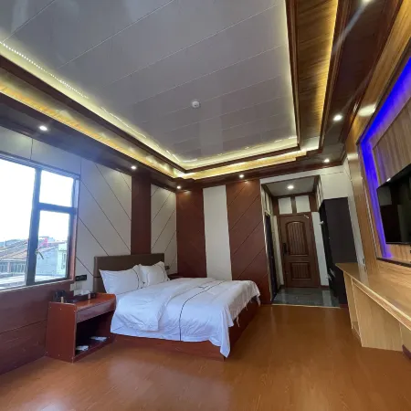 Aba County Shanzhi Ruyi Hotel