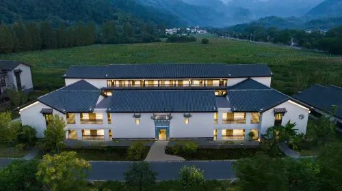 Jiuhuashan Kaiyuan Yiju Resort Hotel
