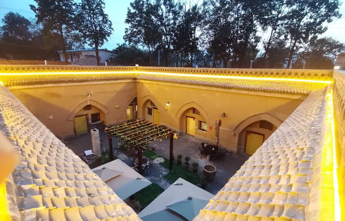 Star River Courtyard Homestay