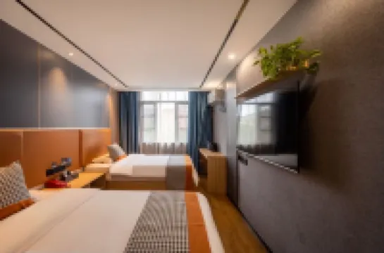 Orange Ke Chain Hotel (Ganzhou Nine Square Shopping Center The Mixc)