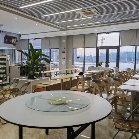 Vienna 3 Best Hotel (Binhai Port High-speed Railway Station Pharmaceutical Industrial Park)