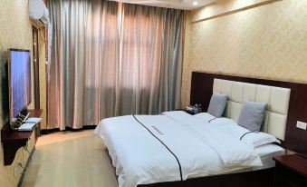 Jinying Express Hotel (Qujing North Railway Station)