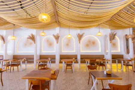 Tawaen Caza Sky Camping