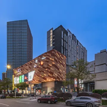 鉑頓國際公寓（廣州知識城旺村地鐵站店） 鄰近王村的酒店