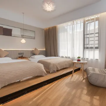 Yubo Xiaoqikong Xishe Yushanyuan